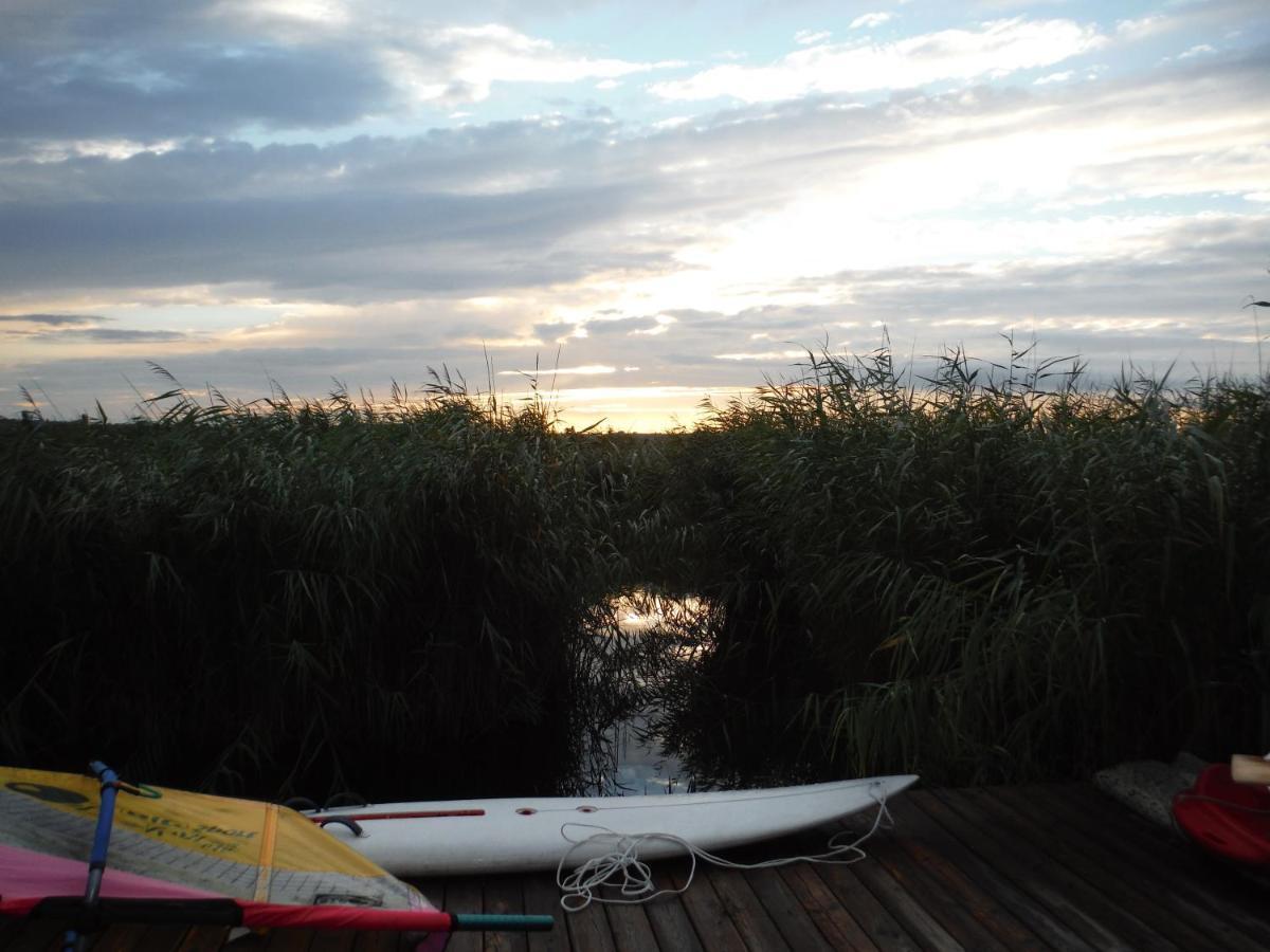Pfahlbau Sunset I Toplage Elektroboot Inklusive Rust Zewnętrze zdjęcie
