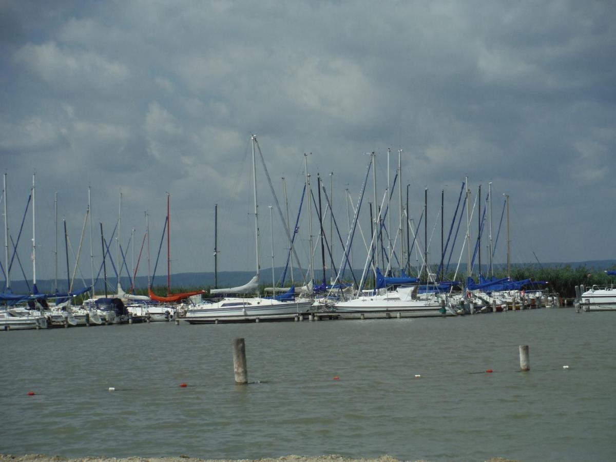 Pfahlbau Sunset I Toplage Elektroboot Inklusive Rust Zewnętrze zdjęcie